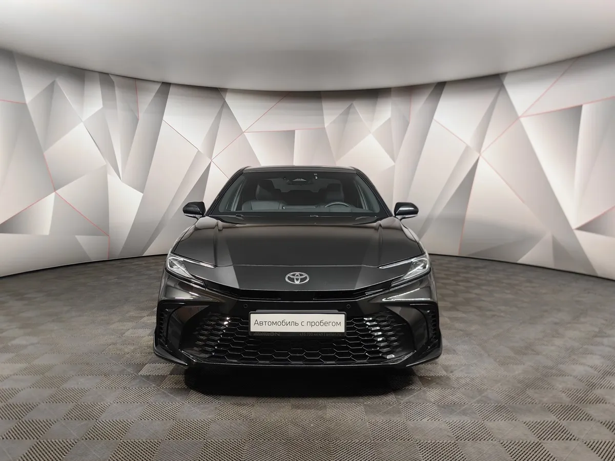 Toyota Camry 2.0 AT (173 л.с.) Sport Черный в АВИЛОН. Слайд №7
