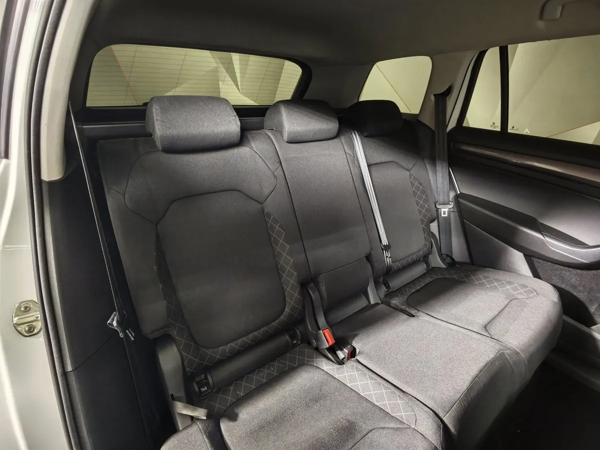 Skoda Kodiaq 1.4 TSI DSG 4X4 (150 л.с.) Белый в АВИЛОН. Слайд №16
