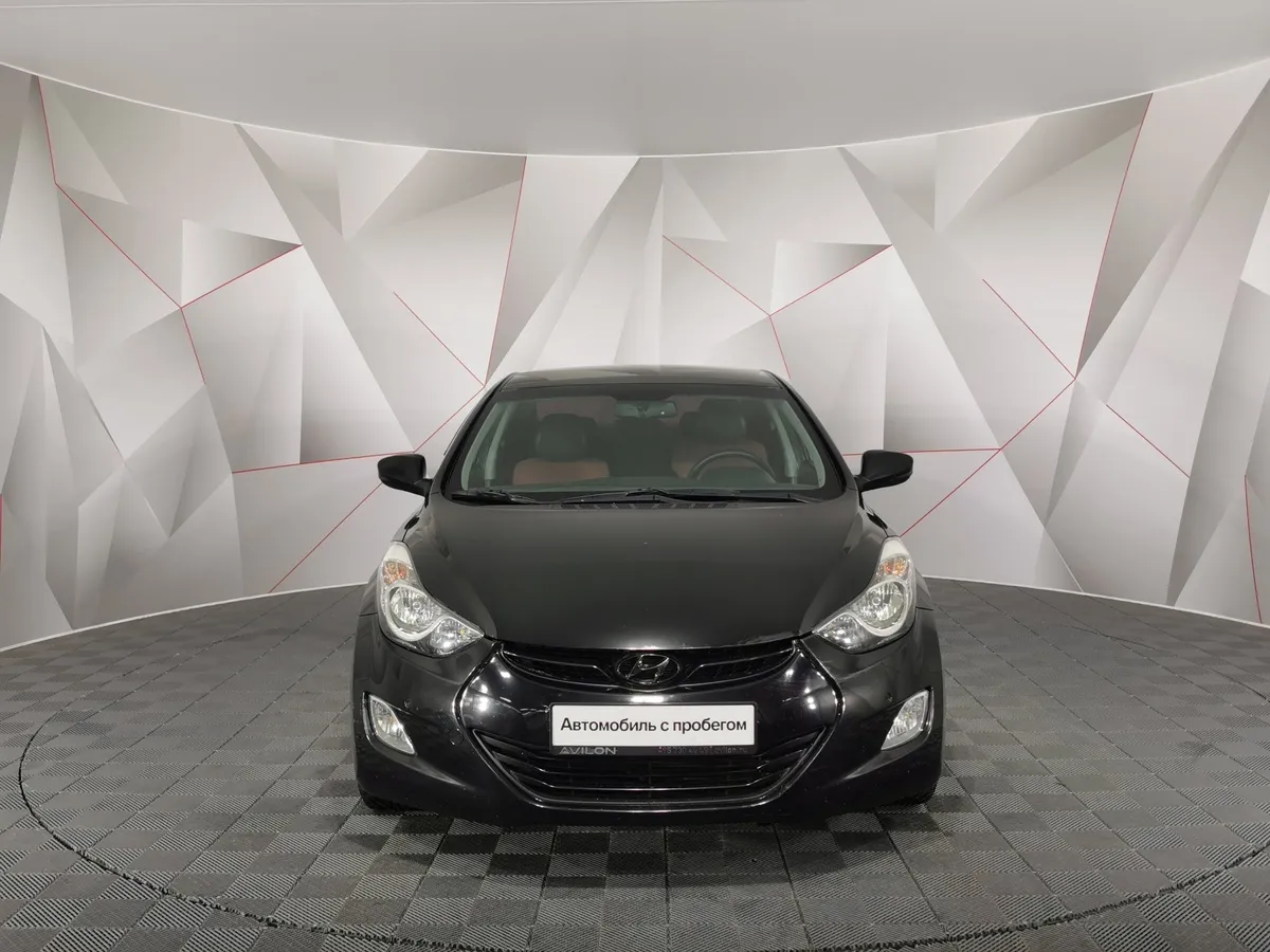 Hyundai Elantra 1.8 AT (150 л.с.) Sport Черный в АВИЛОН. Слайд №7