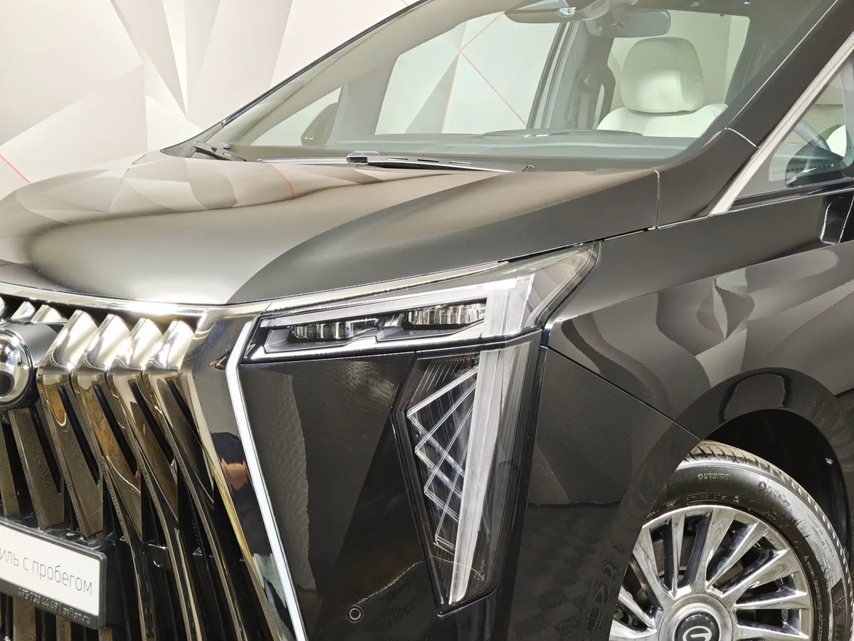 GAC M8 Master series 400T 2.0T AT (232 л.с.) Flagship Edition Черный в АВИЛОН. Слайд №10