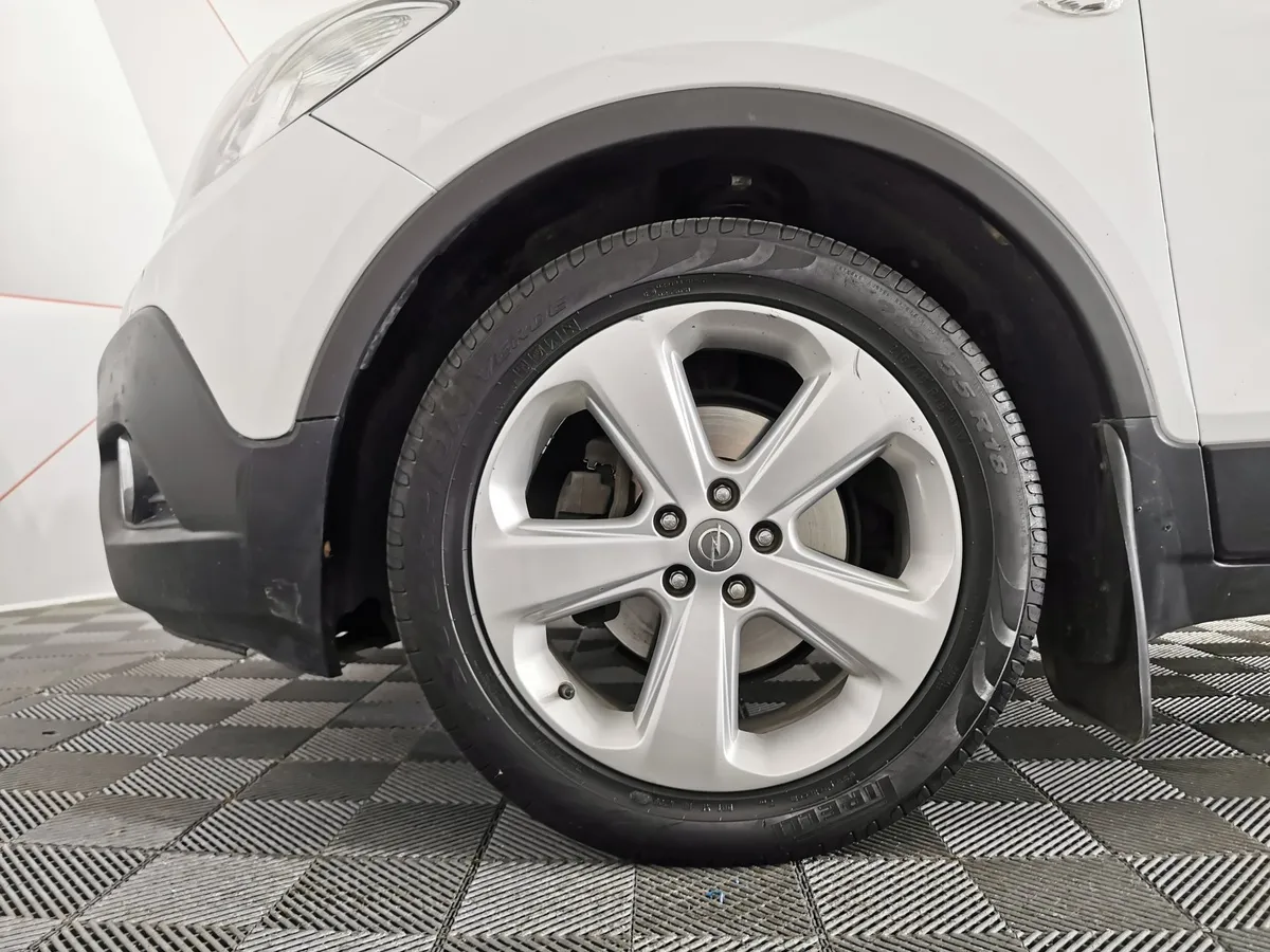 Opel Mokka 1.8 AT AWD (140 л.с.) Cosmo Белый в АВИЛОН. Слайд №9