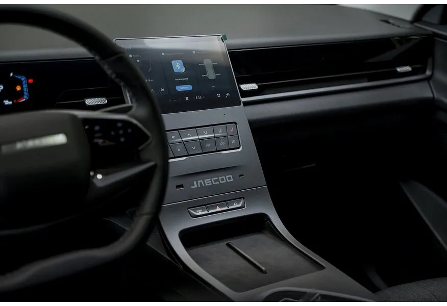JAECOO J6 1.5T DCT 2WD (147 л.с.) Актив Черный в АВИЛОН. Слайд №13
