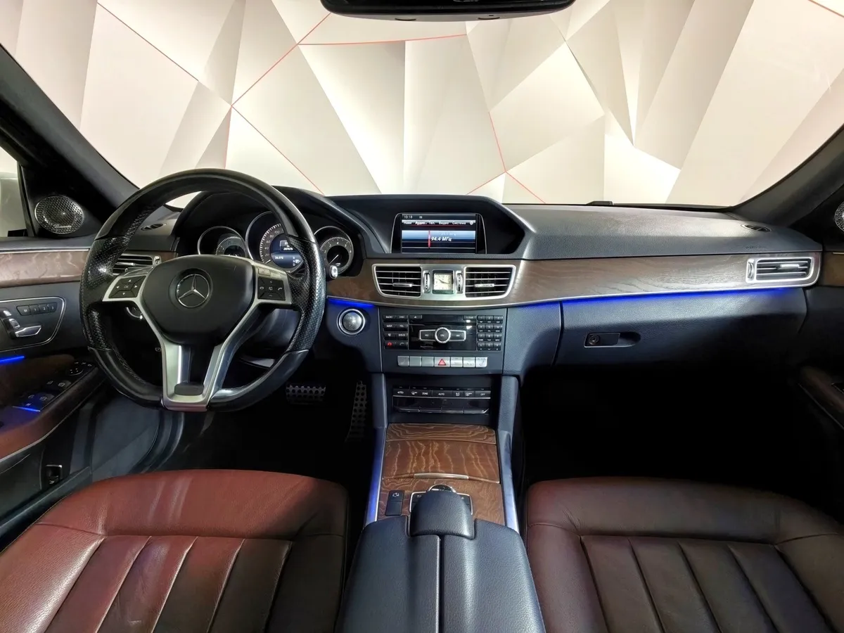 Mercedes-Benz E-Класс E 300 7G-Tronic Plus 4Matic (249 л.с.) Белый в АВИЛОН. Слайд №14
