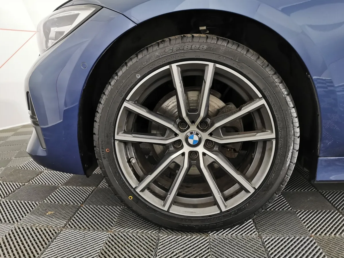 BMW 3 серия 320i Steptronic (184 л.с.) Sport Line Синий в АВИЛОН. Слайд №9