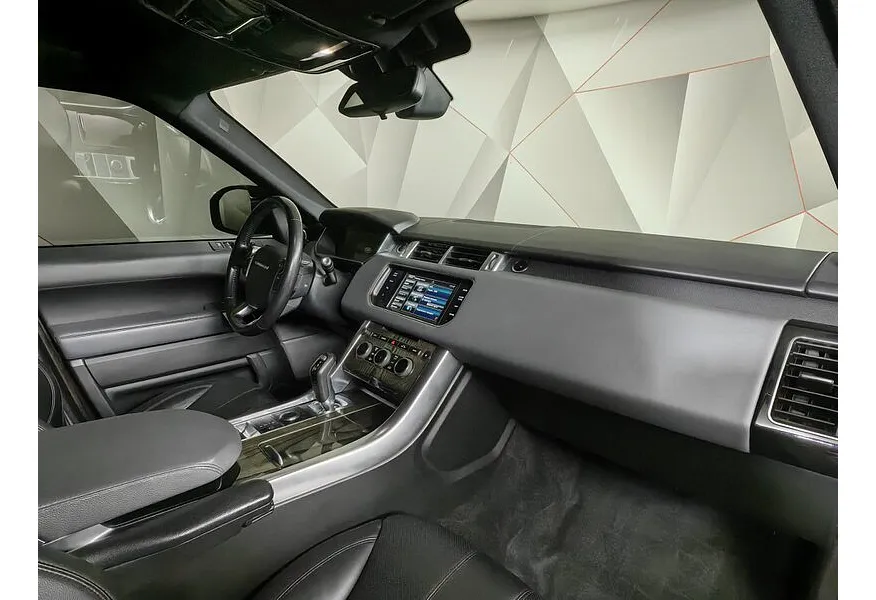 Land Rover Range Rover Sport 3.0 TDV6 AT AWD (249 л.с.) HSE Dynamic Черный в АВИЛОН. Слайд №12