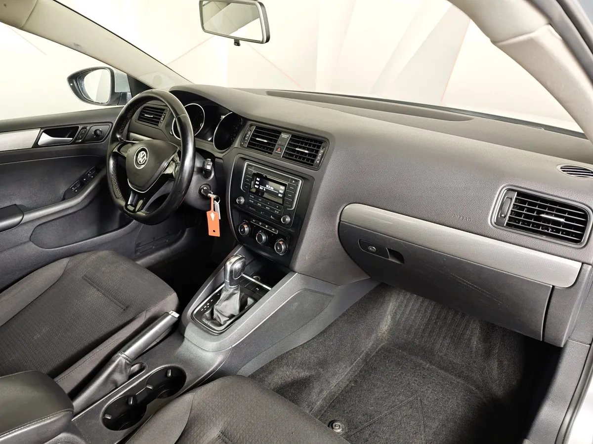 Volkswagen Jetta 1.4 TSI DSG (122 л.с.) Trendline Серебристый в АВИЛОН. Слайд №13