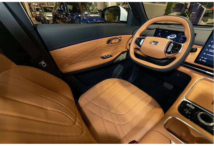 Geely EX5 EM-i 1.5 PHEV DHT FWD (218 л.с.) Max Серый в АВИЛОН. Слайд №9