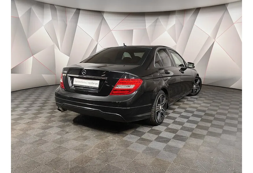 Mercedes-Benz C-Класс C 180 7G-Tronic Plus (156 л.с.) Черный в АВИЛОН. Слайд №2