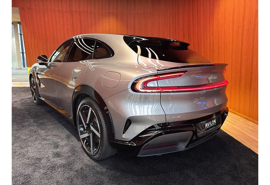 Xiaomi YU7 AT 4WD (690 л.с.) MAX Серый в АВИЛОН. Слайд №4