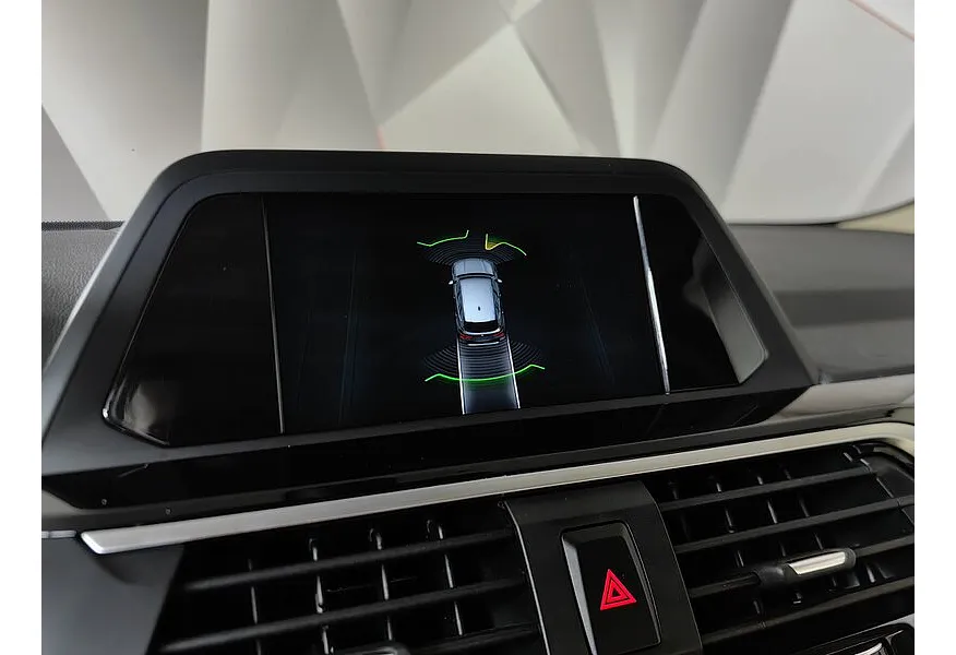 BMW X3 xDrive20d AT (190 л.с.) Urban Черный в АВИЛОН. Слайд №16