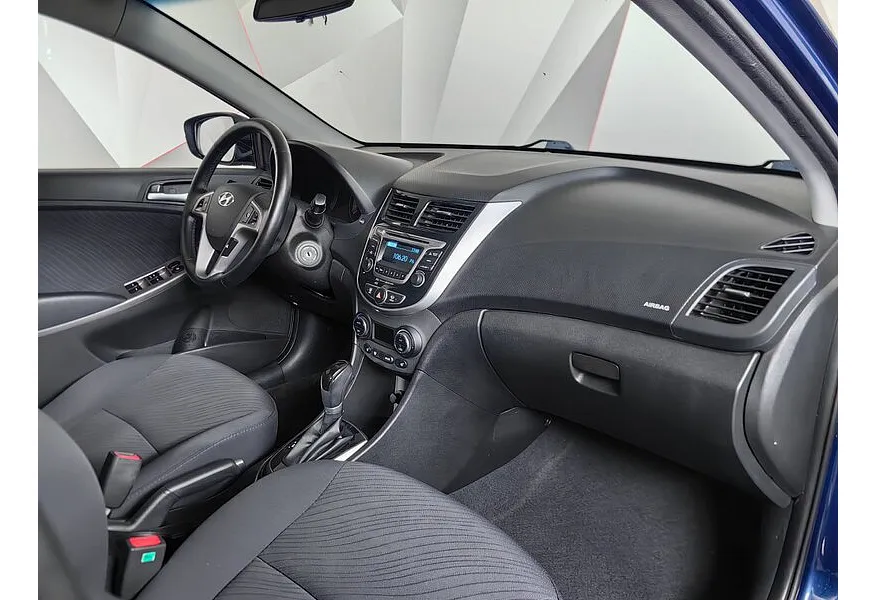 Hyundai Solaris 1.6 MT (123 л.с.) Comfort Синий в АВИЛОН. Слайд №13