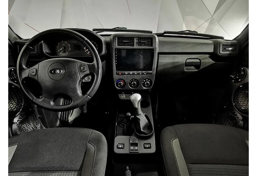 ВАЗ (Lada) 4x4 1.7 MT 8 кл. (Евро-4) (83 л.с.) Черный в АВИЛОН. Слайд №8