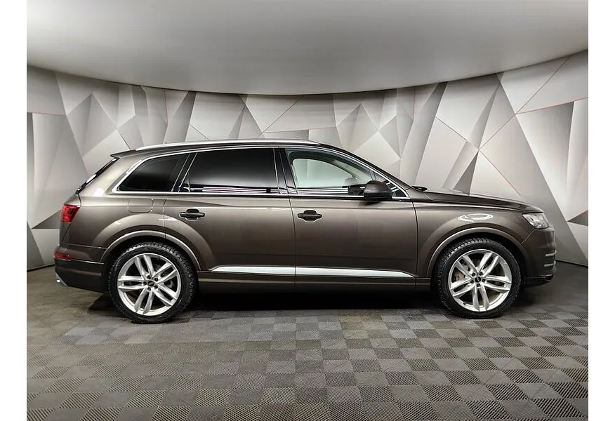 Audi Q7 3.0 TDI Tiptronic quattro (249 л.с.) Коричневый в АВИЛОН. Слайд №6