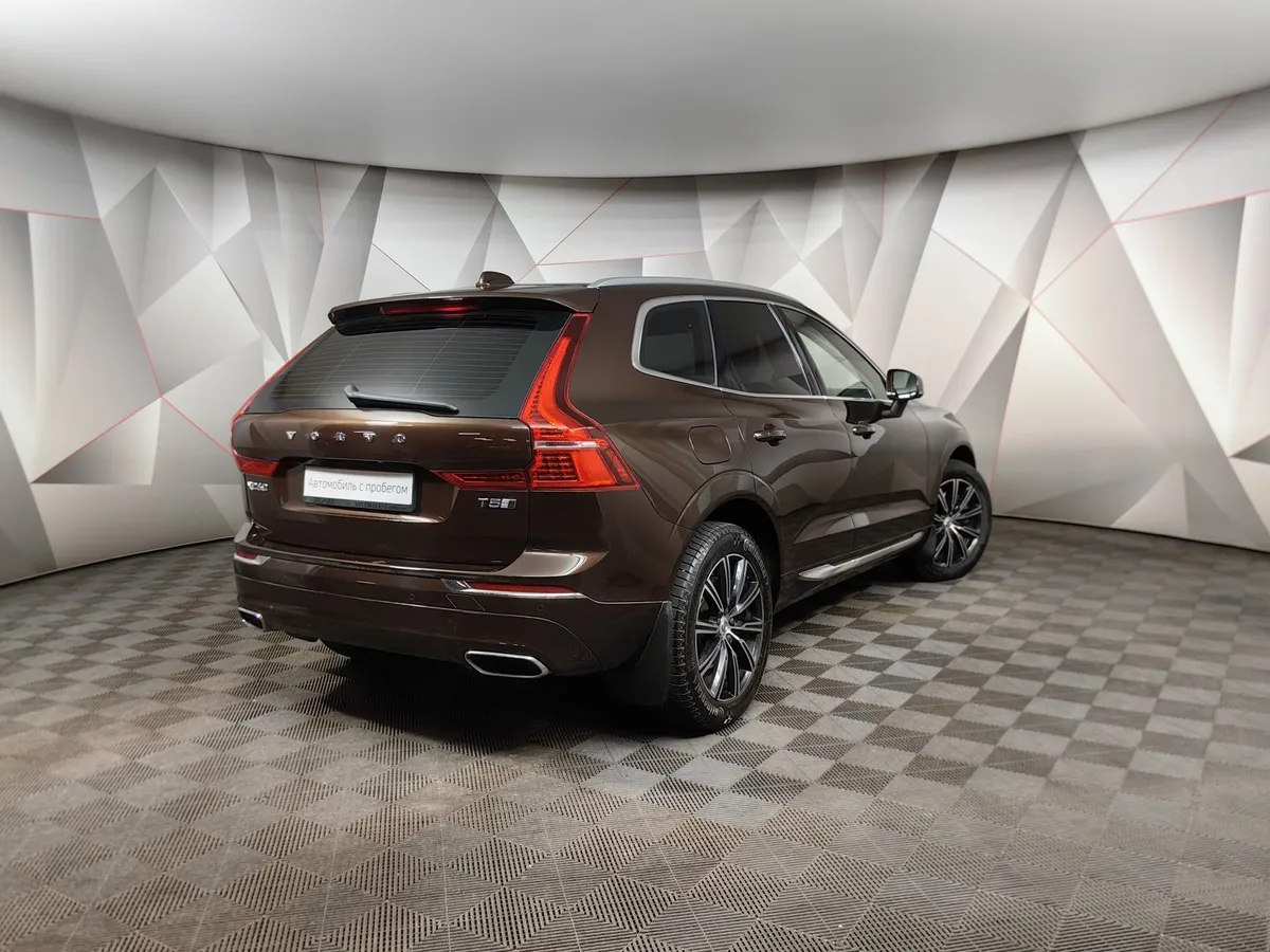 Volvo XC60 2.0 T5 AT AWD (249 л.с.) Inscription Коричневый в АВИЛОН. Слайд №2 Volvo XC60 2.0 T5 AT AWD (249 л.с.) Inscription Коричневый в АВИЛОН. Слайд №2