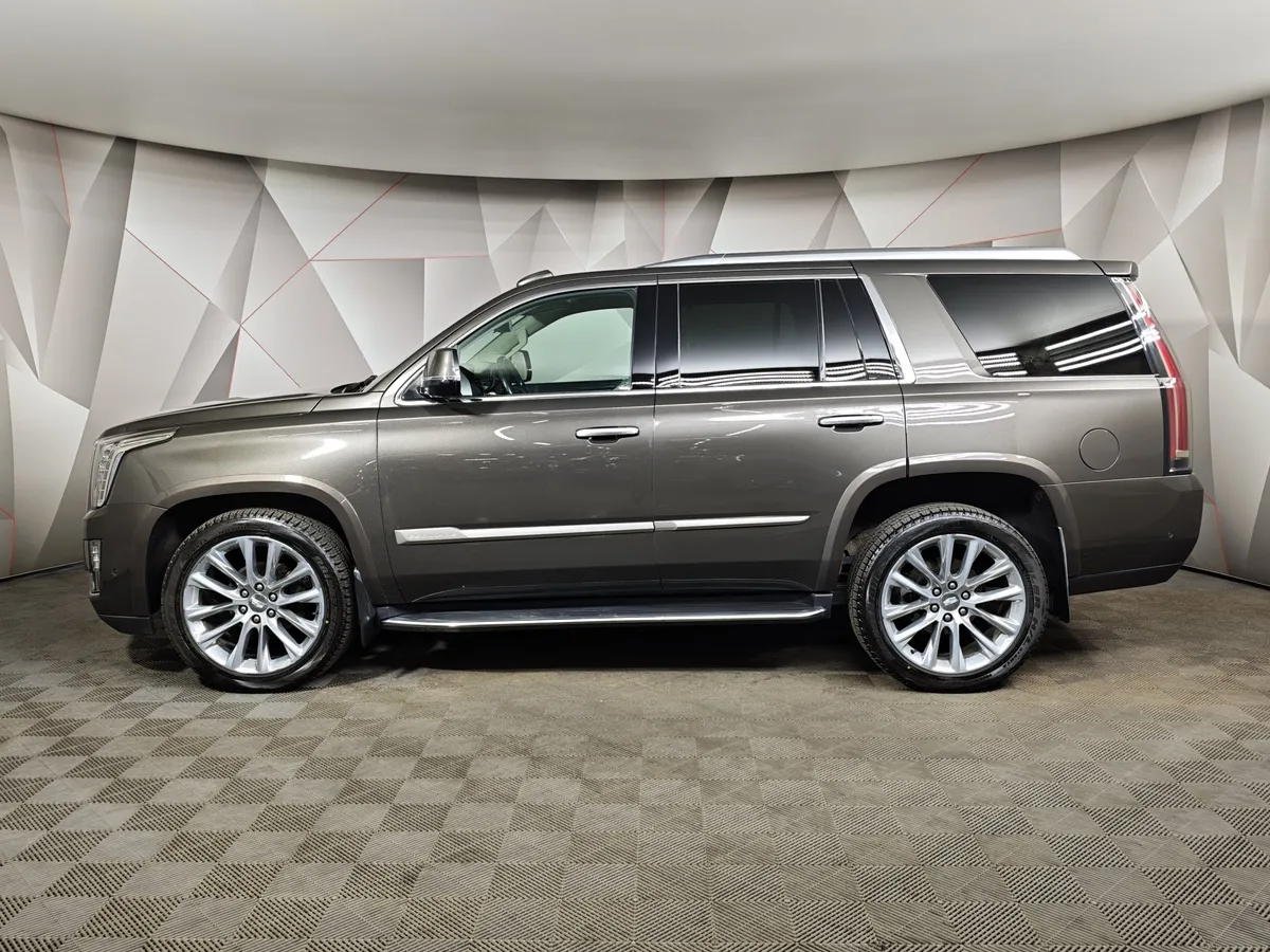 Cadillac Escalade 6.2 V8 АТ 4WD (426 л.с.) Коричневый в АВИЛОН. Слайд №5