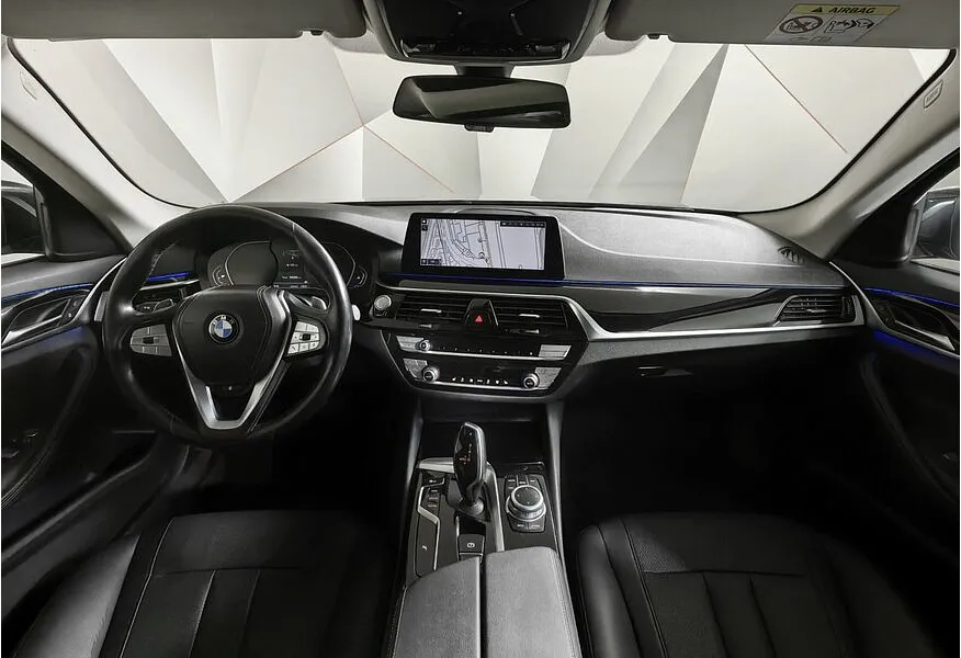 BMW 5 серия 520i Steptronic (184 л.с.) Base (Локальная сборка) Черный в АВИЛОН. Слайд №11