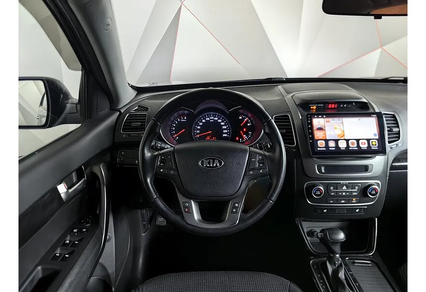 Kia Sorento 2.4 AT (175 л.с.) Classic Черный в АВИЛОН. Слайд №20