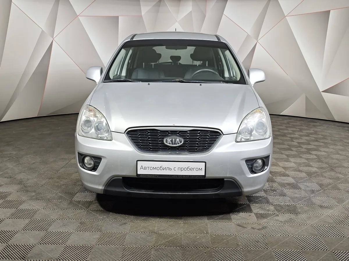 Kia Carens 1.6 MT (126 л.с.) Серебристый в АВИЛОН. Слайд №7
