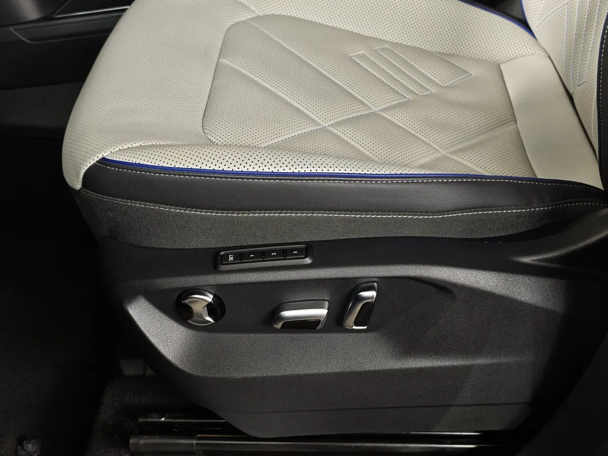 Volkswagen Talagon 2.0 7DSG AWD (272 л.с.) Flagship Shengjing Черный в АВИЛОН. Слайд №32