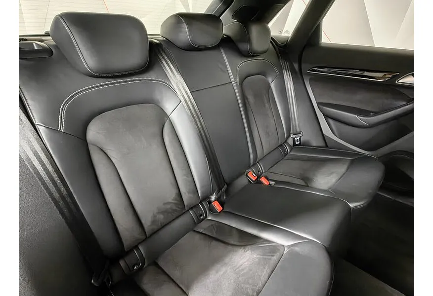 Audi Q3 2.0 TFSI S tronic quattro (180 л.с.) Sport Белый в АВИЛОН. Слайд №17