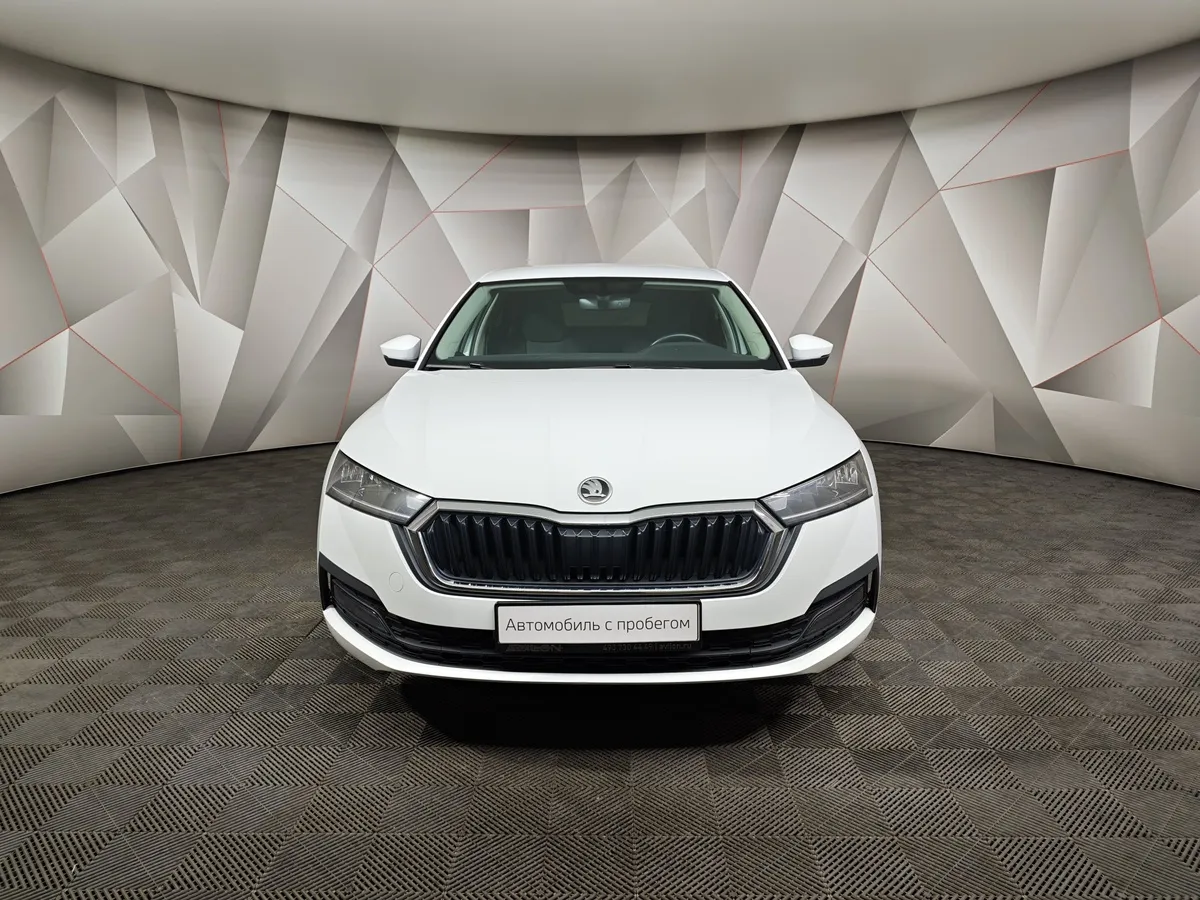 Skoda Octavia 1.4 AT FWD (150 л.с.) Белый в АВИЛОН. Слайд №7