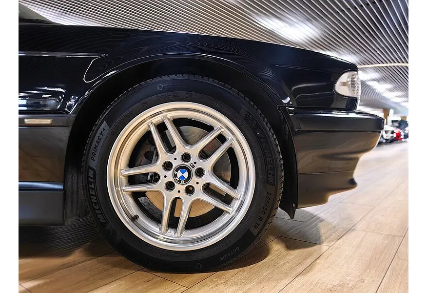 АВИЛОН - BMW 7 серия 750iL AT (326 л.с.) Черный - slide 13