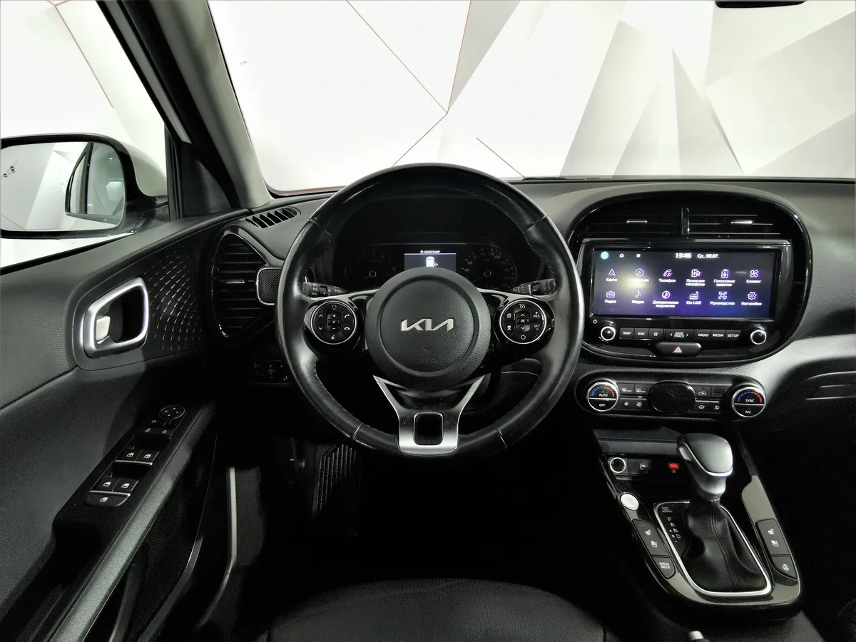 Kia Soul 2.0 MPI AT (150 л.с.) Classic Белый в АВИЛОН. Слайд №19