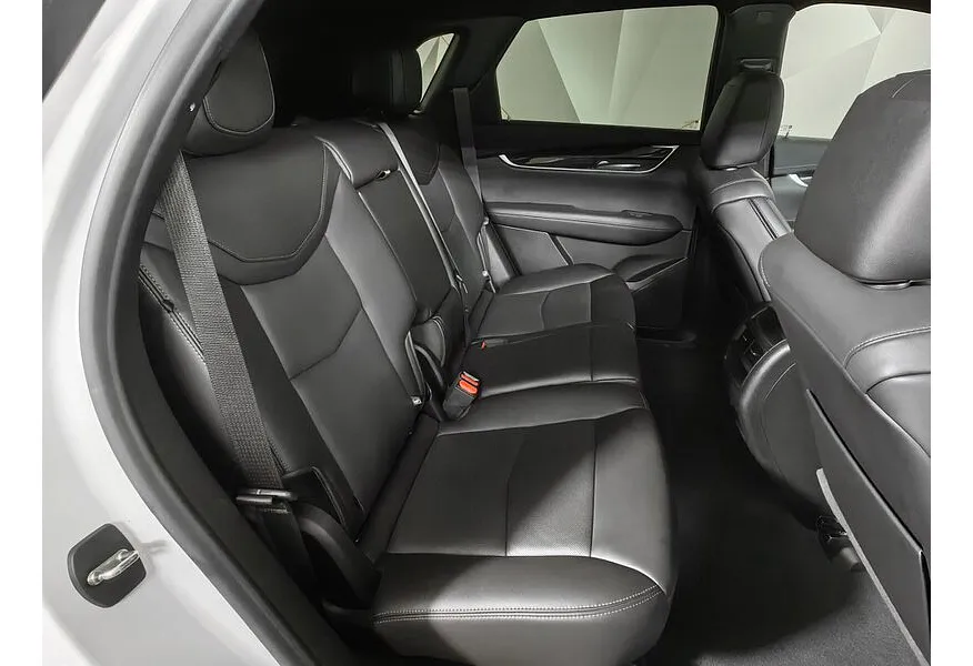 Cadillac XT5 2.0T АТ AWD (200 л.с.) Premium Luxury Белый в АВИЛОН. Слайд №16