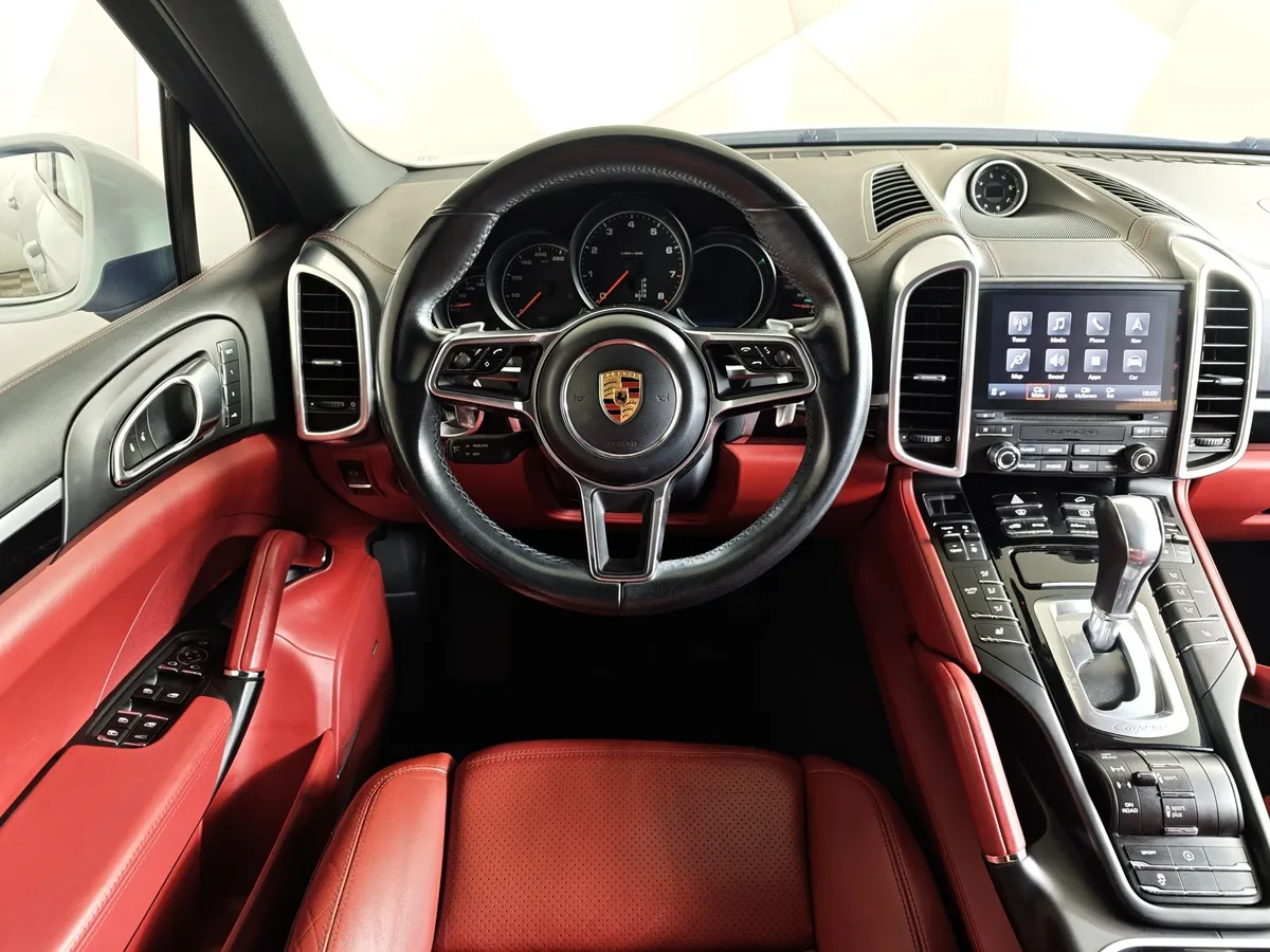 Porsche Cayenne 3.6 Tiptronic AWD (300 л.с.) Белый в АВИЛОН. Слайд №19