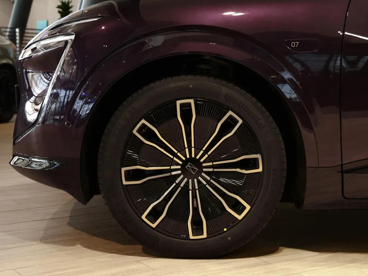 Avatr 07 1.5h AT 4WD (502 л.с.) 7_3.1 Фиолетовый в АВИЛОН. Слайд №14