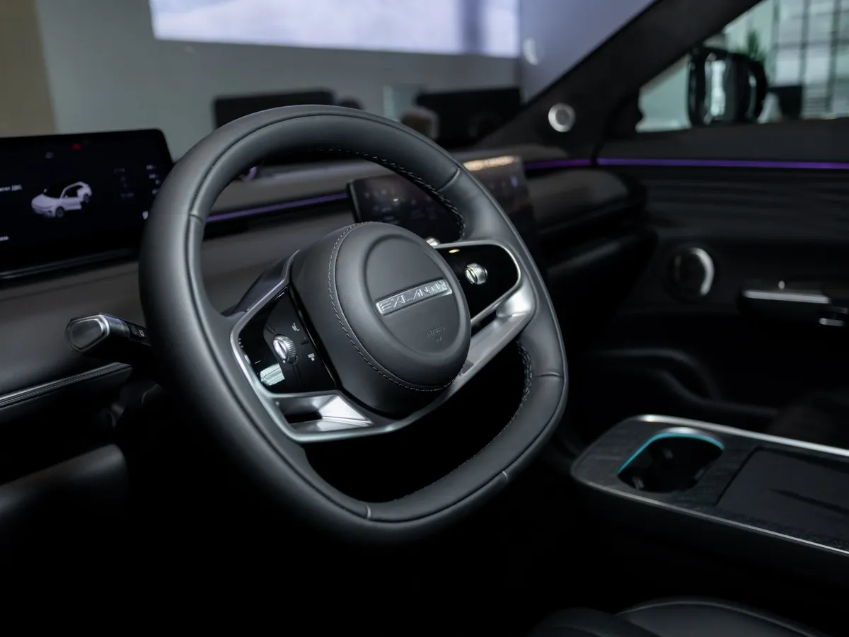 ESTEO Exlantix ET 1.5 AT 4WD (469 л.с.) Белый в АВИЛОН. Слайд №8