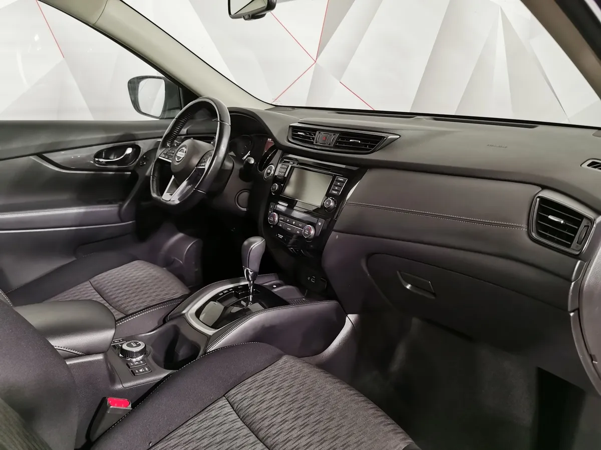 Nissan X-Trail 2.5 CVT AWD (171 л.с.) Черный в АВИЛОН. Слайд №13