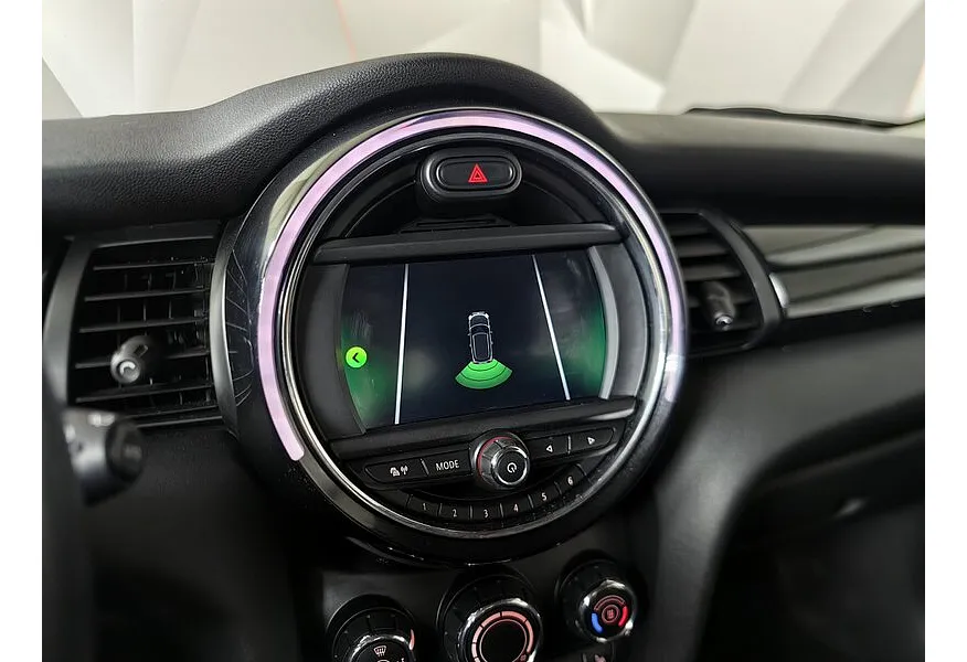 MINI Cooper 1.5 AMT (136 л.с.) Серебристый в АВИЛОН. Слайд №16