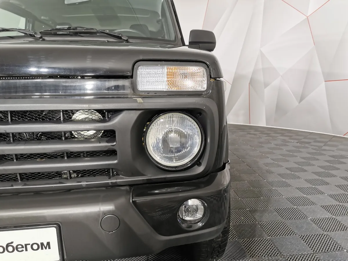 ВАЗ (Lada) 4x4 1.7 MT 8 кл. (83 л.с.) Черный в АВИЛОН. Слайд №10