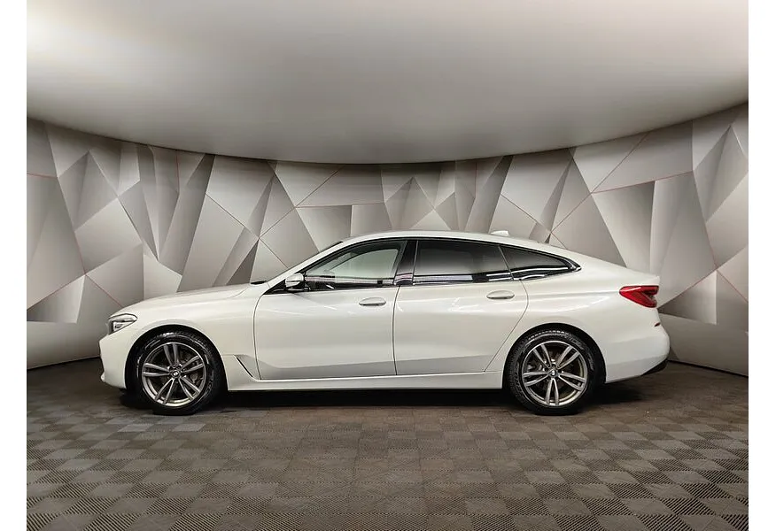 LIVE. Слайд №2