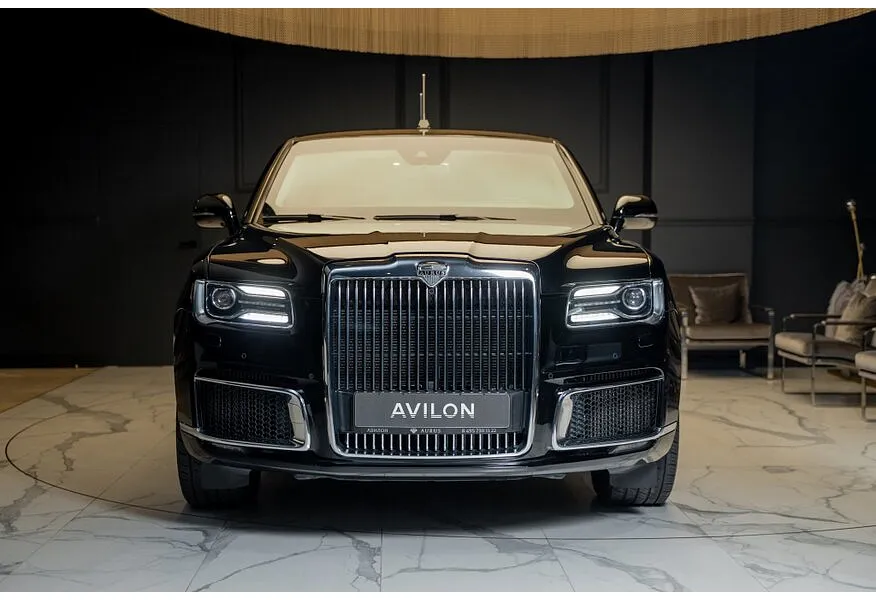 AURUS Senat 4.4L AWD AT (598 л.с.) Черный в АВИЛОН. Слайд №3
