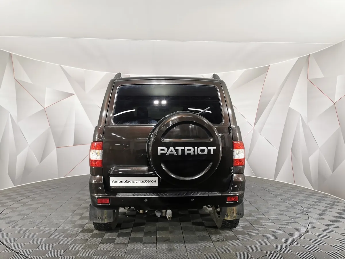 УАЗ Patriot 2.7 AT 4WD (150 л.с.) Оптимум Коричневый в АВИЛОН. Слайд №8