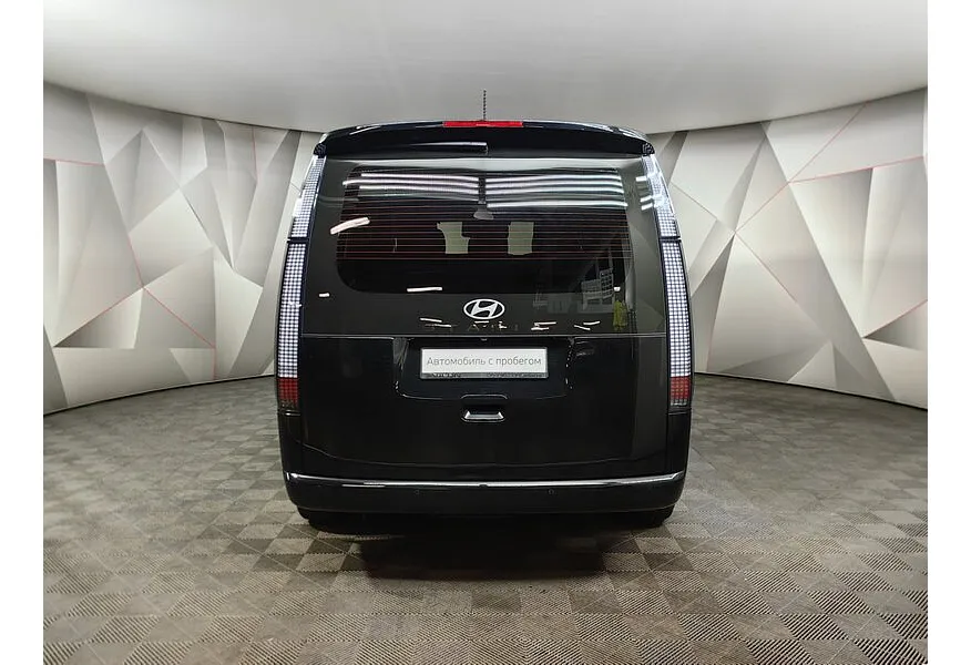 Hyundai Staria 1.6h 6AT 2WD (245 л.с.) Family Черный в АВИЛОН. Слайд №8