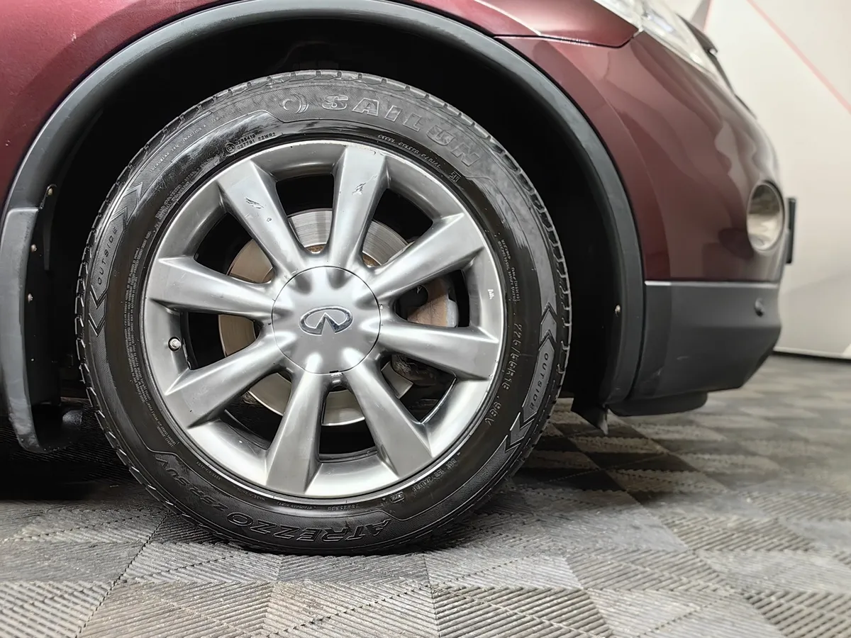 Infiniti QX50 2.5 AT AWD (222 л.с.) Красный в АВИЛОН. Слайд №9