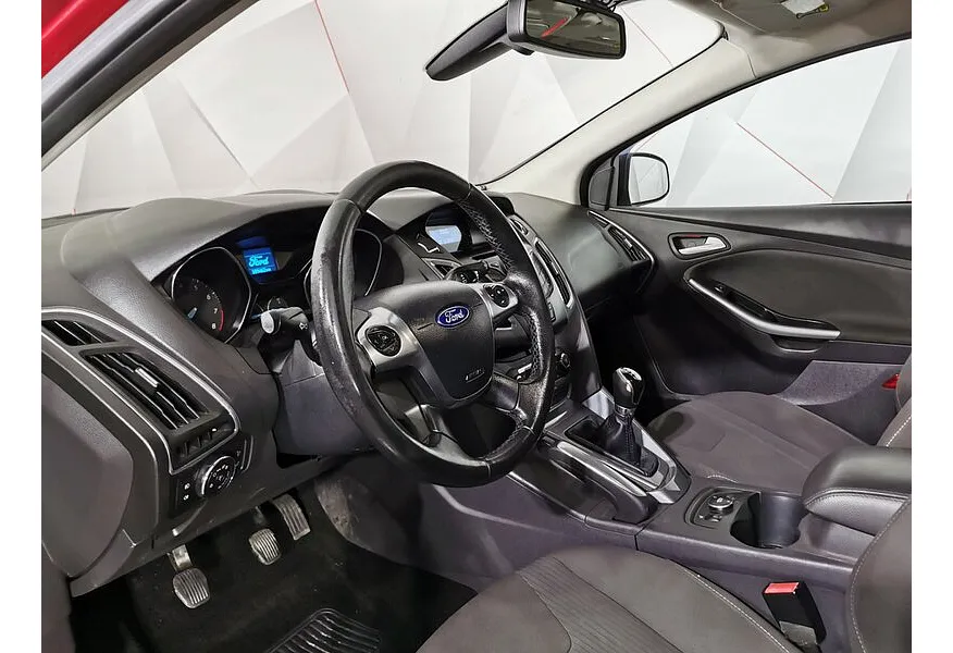 Ford Focus 2.0 MT (150 л.с.) Trend Plus Красный в АВИЛОН. Слайд №19