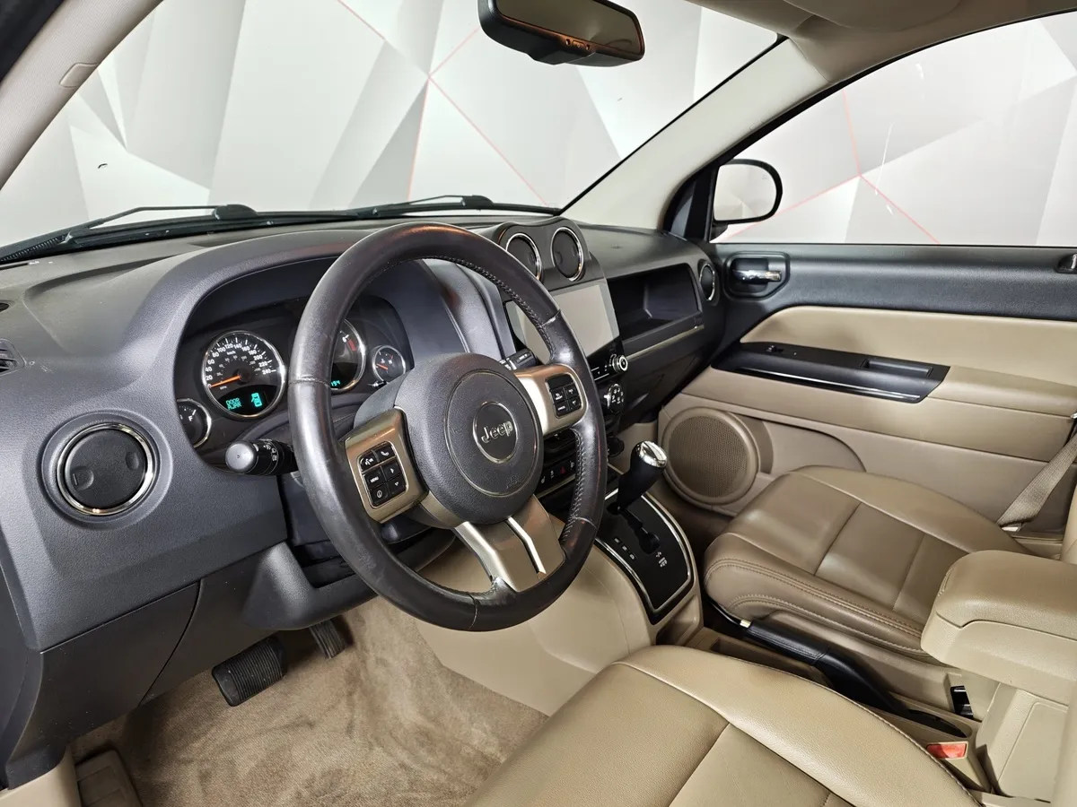 Jeep Compass 2.4 4x4 AT (150 л.с.) Limited Зеленый в АВИЛОН. Слайд №18