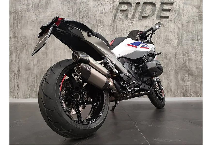 BMW Motorrad R 1300 RS 1300 см³ (145 л.с.) (145) 1300 Синий в АВИЛОН. Слайд №5