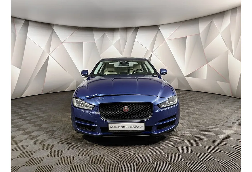Jaguar XE 2.0 D AT AWD (180 л.с.) S Синий в АВИЛОН. Слайд №7