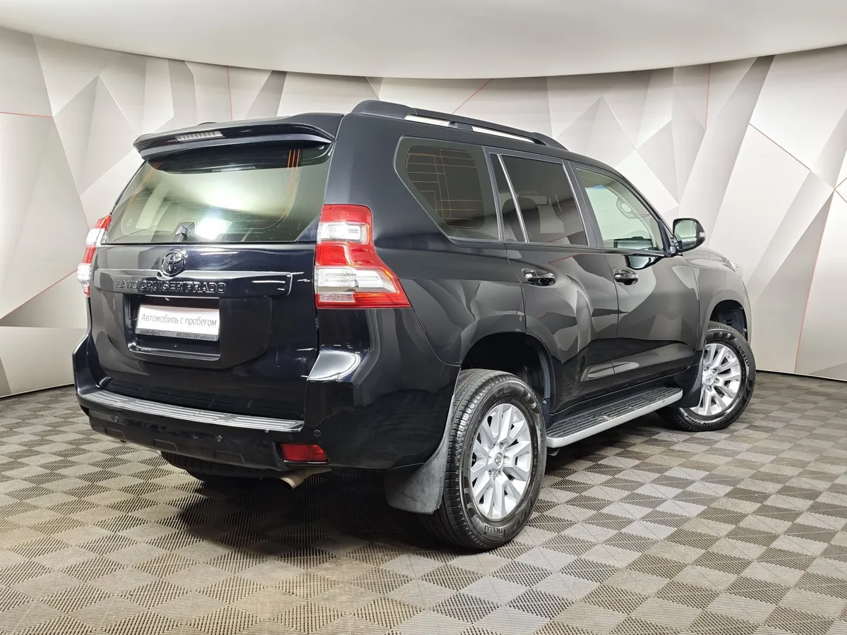Toyota Land Cruiser Prado 4.0 AT 4WD (282 л.с.) Черный в АВИЛОН. Слайд №2