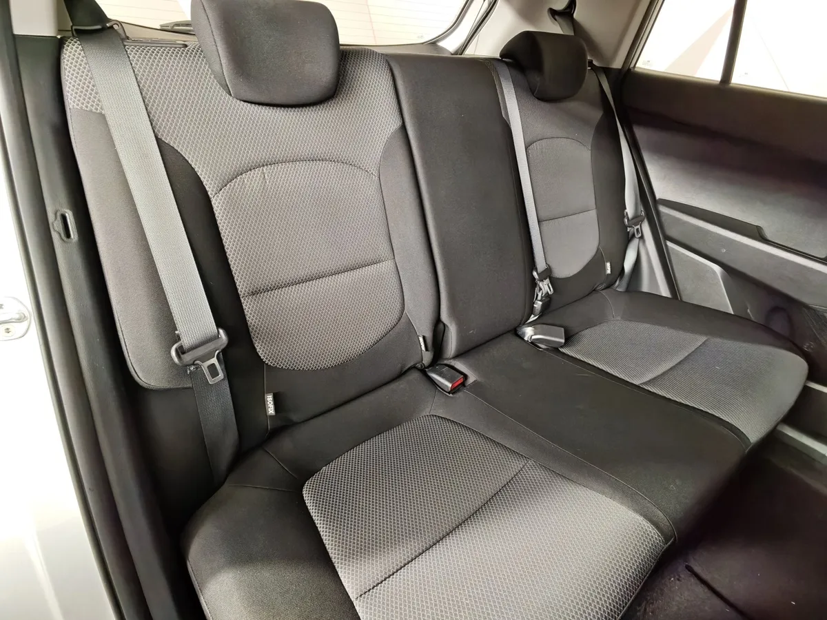 Hyundai Creta 2.0 AT AWD (149 л.с.) Comfort Plus Серебристый в АВИЛОН. Слайд №17