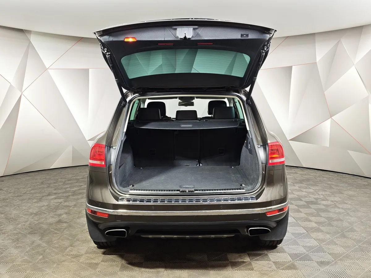 Volkswagen Touareg 3.6 FSI Tiptronic 4Motion (249 л.с.) V6 FSI Коричневый в АВИЛОН. Слайд №12