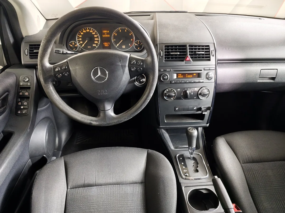 Mercedes-Benz A-Класс A 180 Autotronic (116 л.с.) Черный в АВИЛОН. Слайд №17