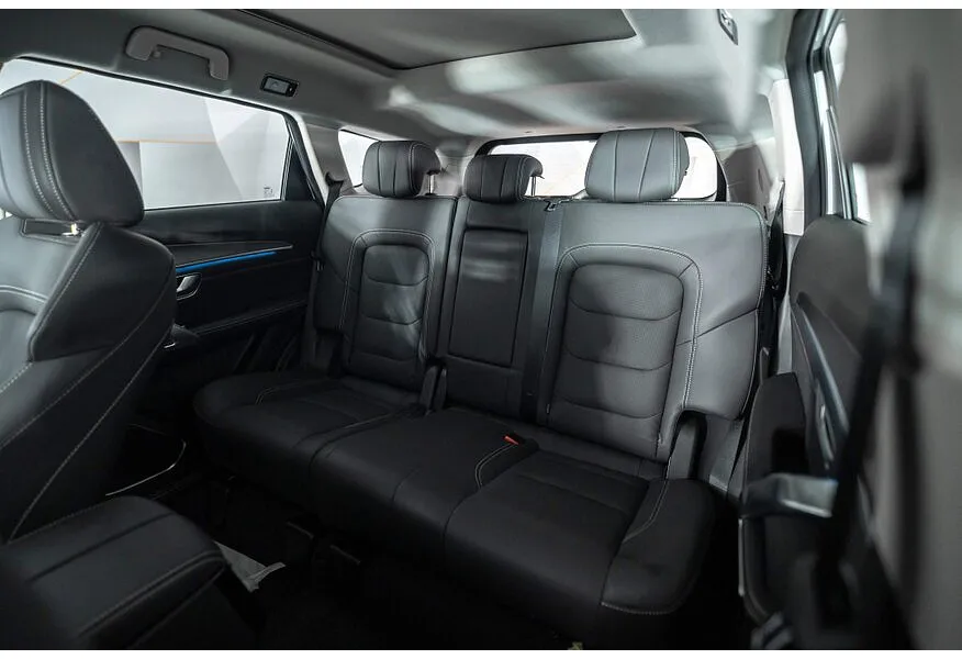 JETOUR X70 Plus 1.6 DCT (190 л.с.) Luxury Белый в АВИЛОН. Слайд №8