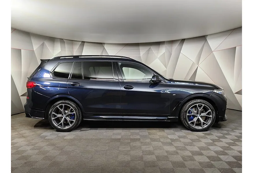 BMW X7 xDrive40d Steptronic (340 л.с.) M Sport Pro Черный в АВИЛОН. Слайд №6