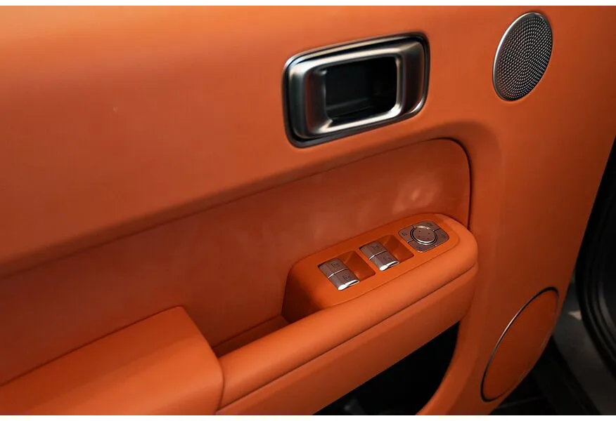 Li Auto L6 1.5 AT 4WD (150 л.с.) Max Серый в АВИЛОН. Слайд №15